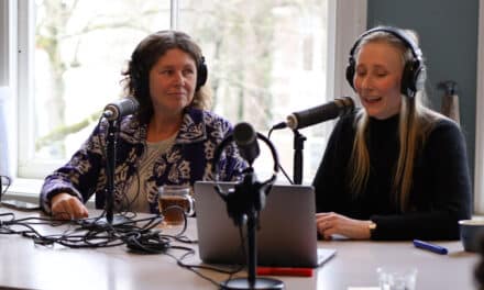 Blended leren: praktische inzichten en game changers in de nieuwste podcast van Kessels & Smit